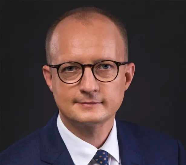 Prof. dr Mariusz Maciejczak